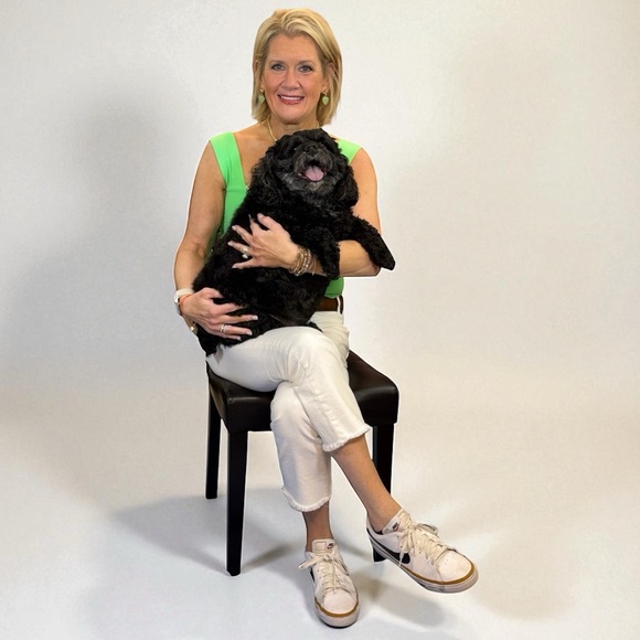 Meet your Posher, Posh - Picture 2 of 4